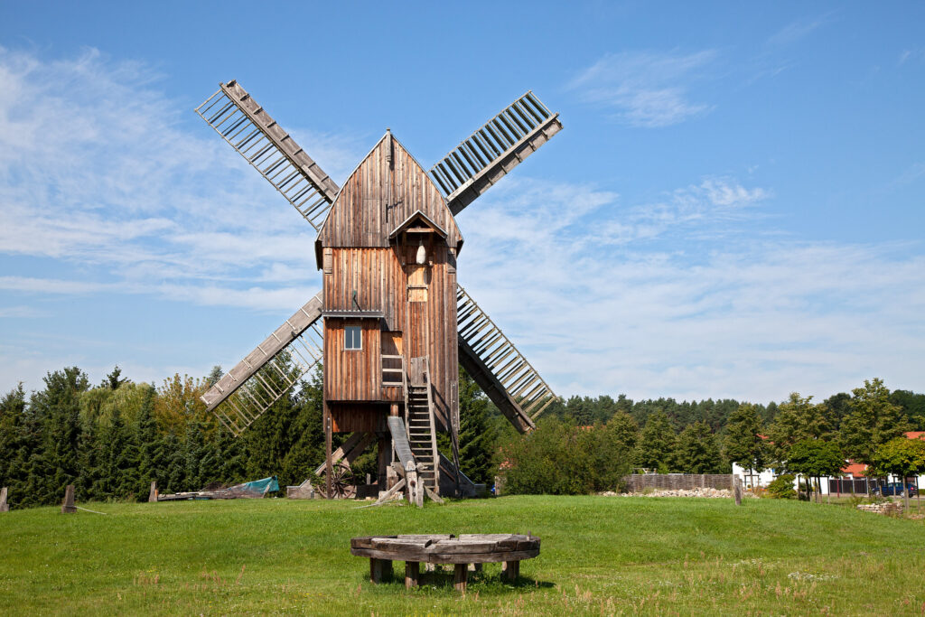 fietsen langs de Elbe: molen
